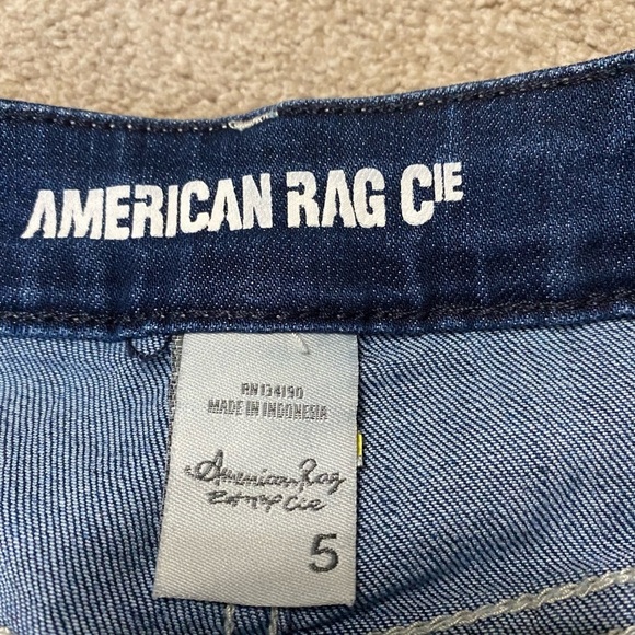 American Rag High Waisted Dark Wash Button Fly Ankle Jeans Size 5 - Picture 4 of 4